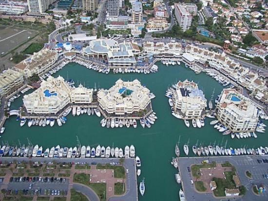 بينالماذينا Suite Ron In Marina 2 People Puerto Deportivo المظهر الخارجي الصورة