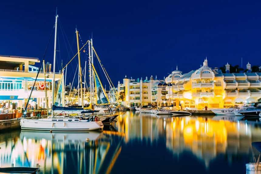 بينالماذينا Suite Ron In Marina 2 People Puerto Deportivo المظهر الخارجي الصورة